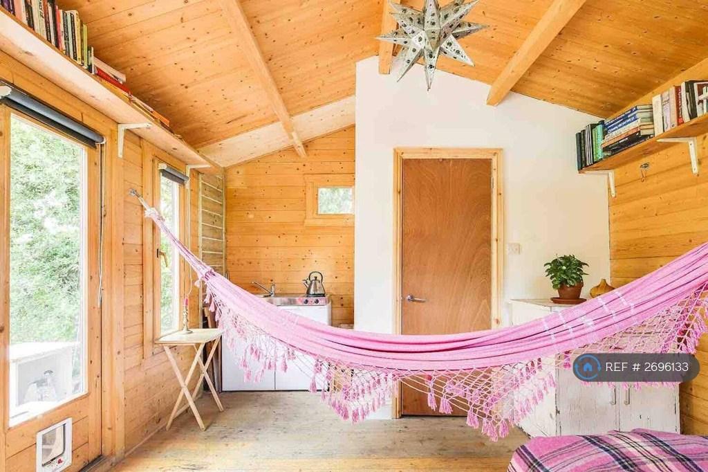 Log Cabin