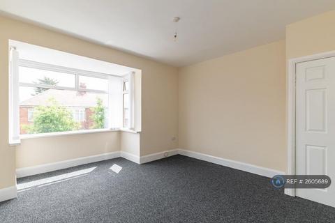 2 bedroom flat to rent, Bingfield Gardens, Newcastle Upon Tyne, NE5