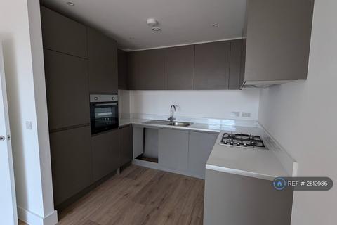 2 bedroom flat to rent, Oto Tower, Ilford, IG3