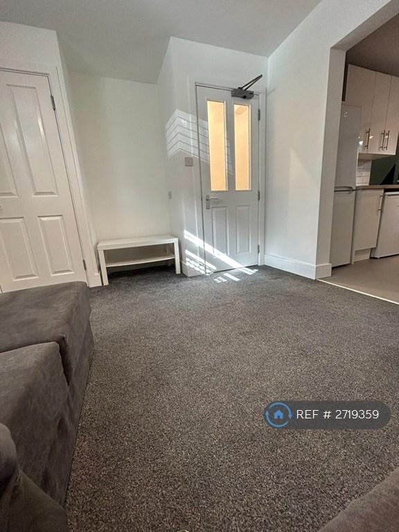 Separate Lounge