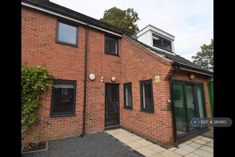 undefined, Hillside Court, Reading, RG1