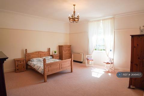 2 bedroom flat to rent, Imperial Hotel, Exeter, EX4