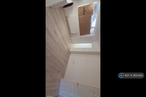 undefined, West Ridge, Northampton, NN2