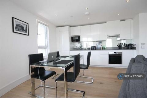 undefined, St Luke Avenue, Clapham, SW4