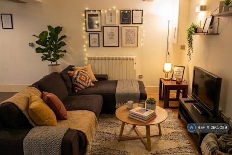 3 bedroom flat to rent, Newarke Street, Leicester, LE1