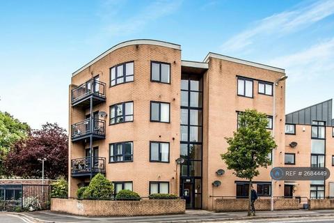 2 bedroom flat to rent, Chichester Road South, Hulme, Manchester, M15