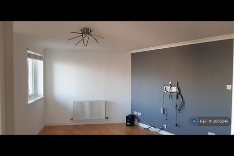 3 bedroom flat to rent, Ocean Drive, Edinburgh, EH6