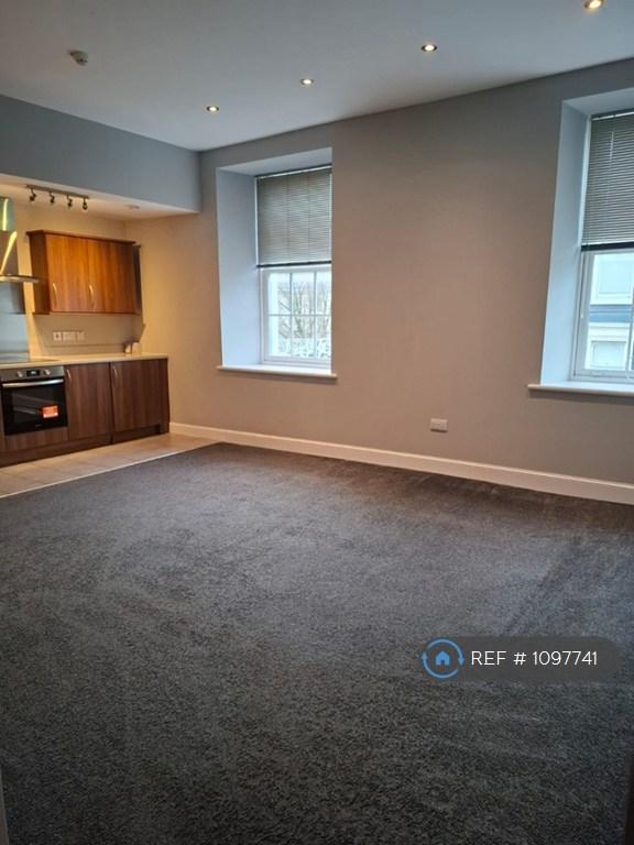 Kitchen/Lounge