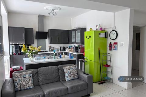 1 bedroom in a house share to rent, Linley Road, Stoke-On-Trent, ST4