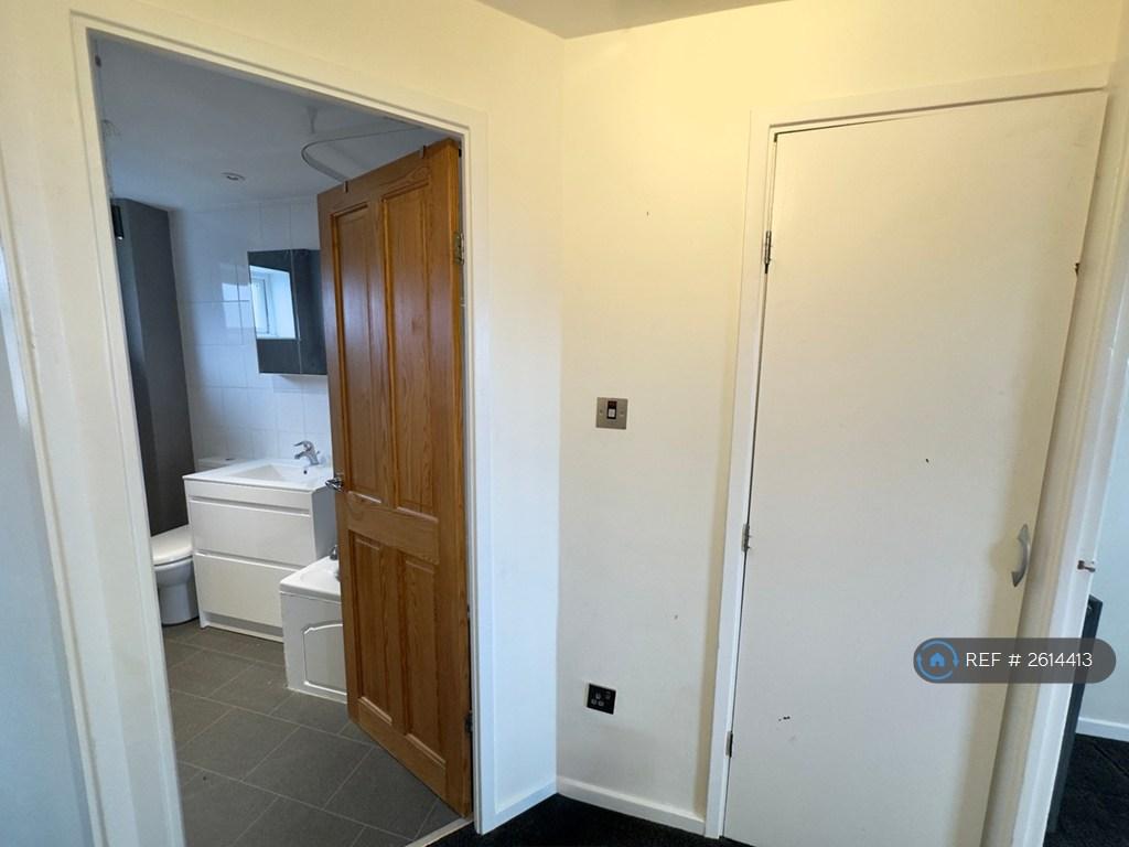 Hallway/Stairs