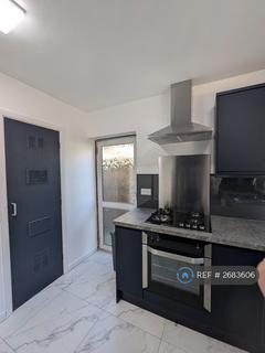 5 bedroom detached house to rent, Arnesby Road, Nottingham, NG7