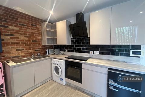 2 bedroom maisonette to rent, Mary Vale Road, Birmingham, B30
