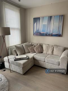 2 bedroom flat to rent, Stronsa Road, London, W12