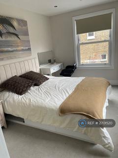 2 bedroom flat to rent, Stronsa Road, London, W12