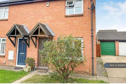 2 bedroom semi-detached house to rent, Reading, Reading, RG6
