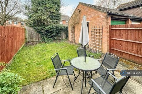 2 bedroom semi-detached house to rent, Reading, Reading, RG6