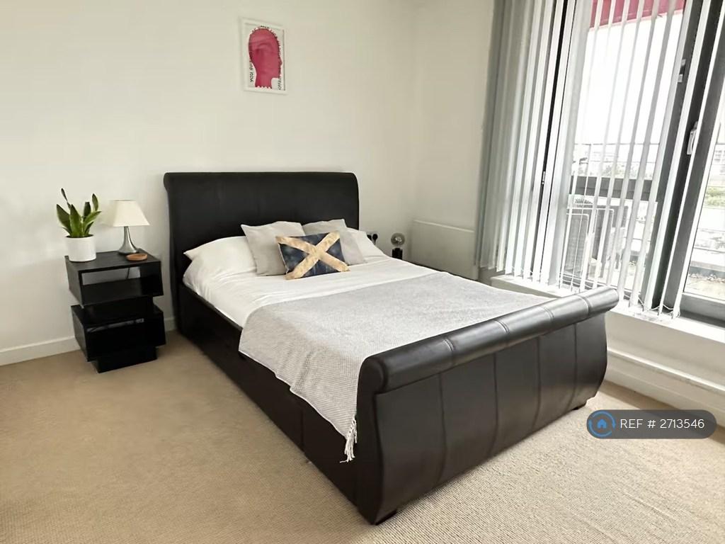 Bedroom !