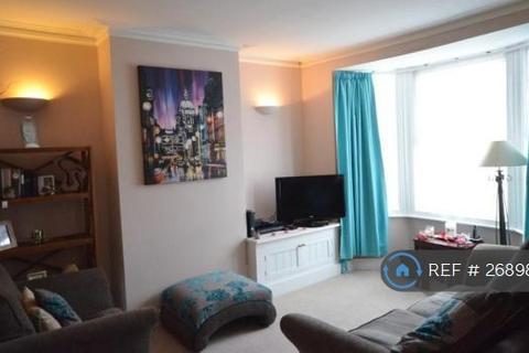 2 bedroom terraced house to rent, Newport Road, Reading, RG1