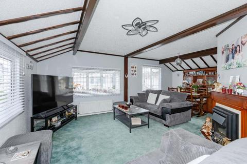 2 bedroom park home for sale, Willowbrook Park, Lancing