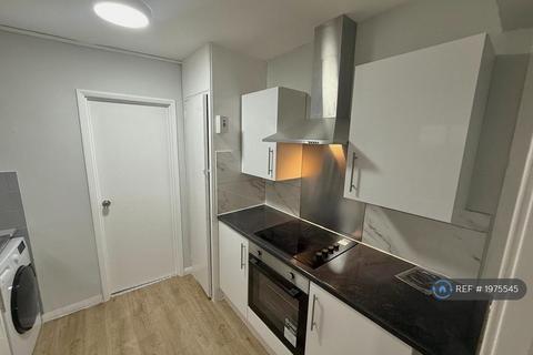 1 bedroom flat to rent, Curzon Street, Reading, RG30