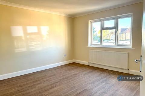 undefined, Becmead Avenue, Harrow, HA3