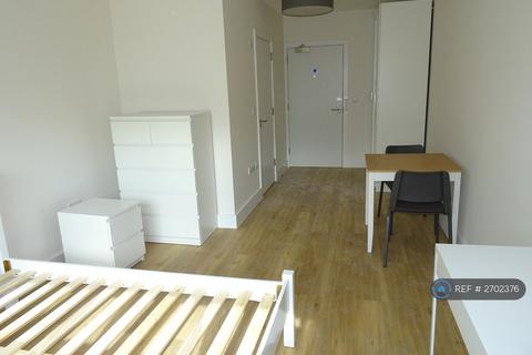 1 bedroom in a house share to rent, Wembley Hill Road, Wembley, HA9
