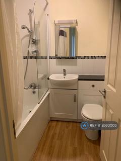 undefined, Clatterford Roas, Newporr, PO30