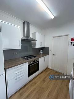 3 bedroom terraced house to rent, Talbot Road, Southsea, PO4