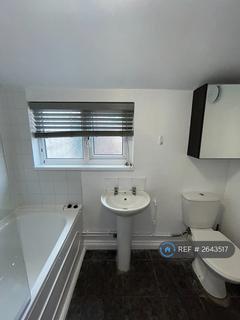 3 bedroom terraced house to rent, Talbot Road, Southsea, PO4