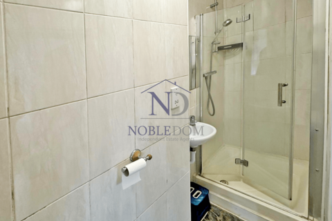 undefined, Whitton Road, Hounslow, TW3