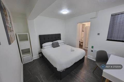 1 bedroom in a house share to rent, Blackhorse Road, Longford, Coventry, CV6
