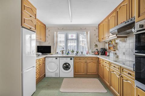 4 bedroom detached house for sale, Arundel Road, Peacehaven