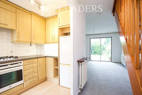 2 bedroom house to rent, Wych Hill Park, Woking, GU22