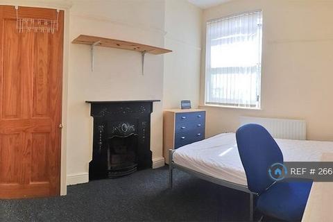 undefined, Kedleston Avenue, Manchester, M14