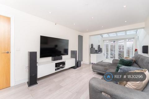 undefined, Ashmount Crescent, Slough, SL1