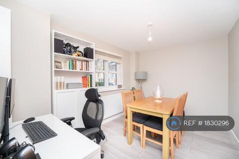 undefined, Ashmount Crescent, Slough, SL1