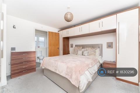 undefined, Ashmount Crescent, Slough, SL1