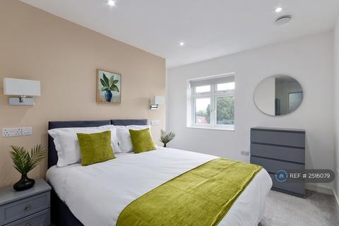 2 bedroom flat to rent, Ian Austin Mansions, South Croydon, CR2