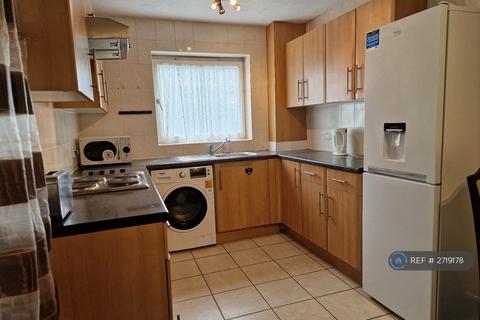 undefined, Thamesvale Close, Hounslow, TW3
