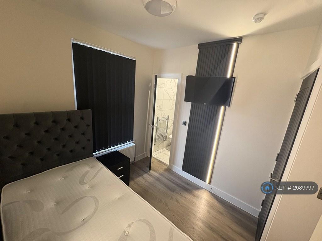 Room Six Single Room