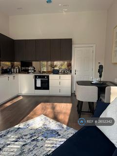 2 bedroom flat to rent, Croxteth Road, Sefton Park, L8