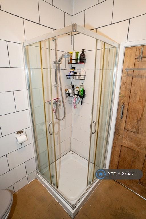 Shower Cubicle No Bath