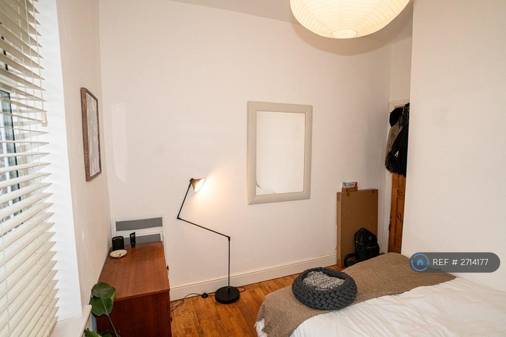 Rear Bedroom
