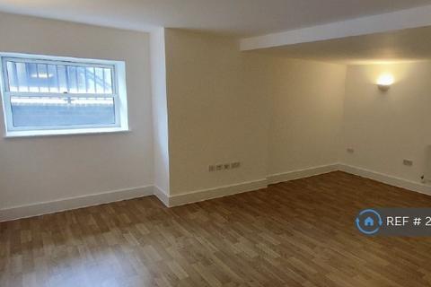 undefined, Cadogan Road, London, SE18