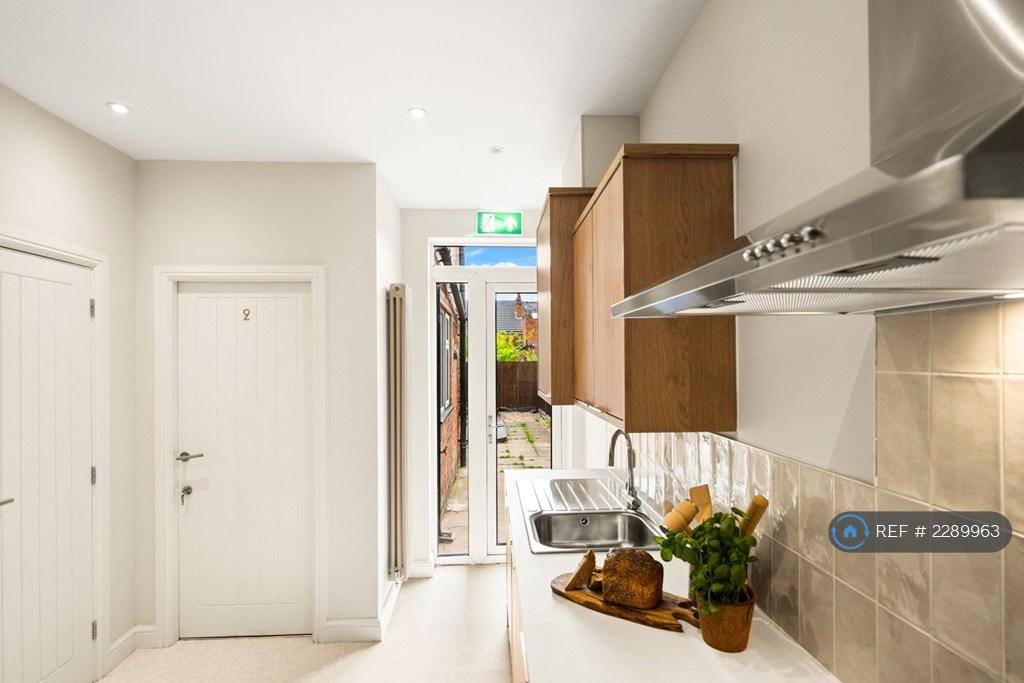 Communal Kitchen