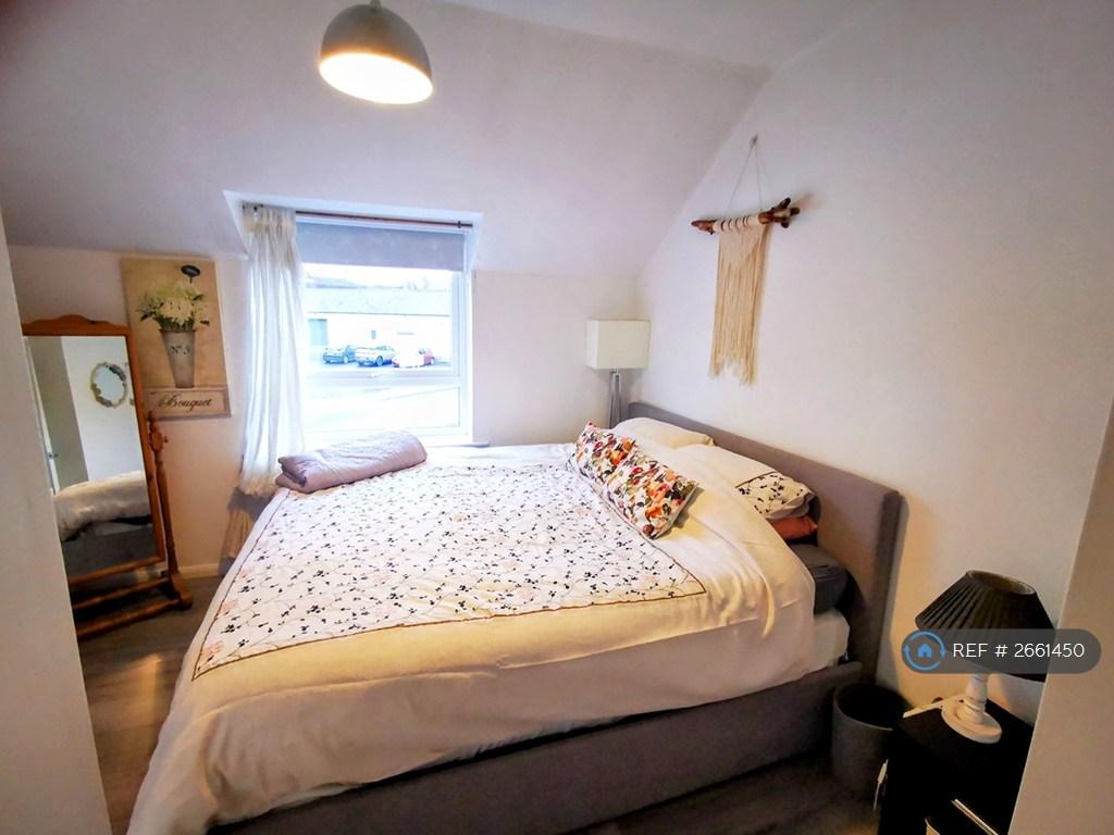 King Size Bedroom