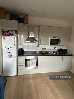 1 bedroom flat to rent, Sundial Court, Surbiton, KT5