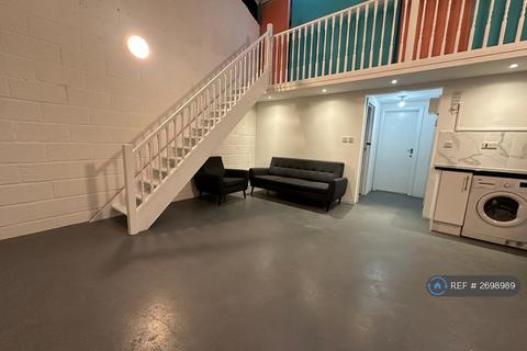 2 bedroom flat to rent, Timberwharf Road, London, N16