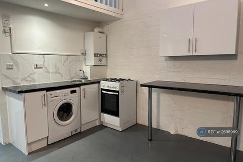 2 bedroom flat to rent, Timberwharf Road, London, N16