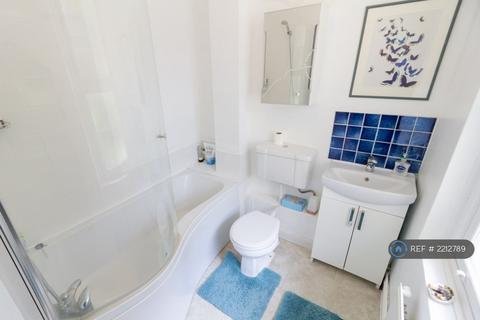 1 bedroom in a flat share to rent, Pilton Place, London, SE17